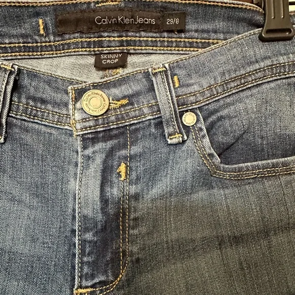 Calvin Klein Jeans Skinny Crop Medium Wash Mid Rise 5 Pocket Jeans, Size 29/8 - Picture 3 of 8